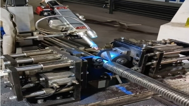 翅片管激光焊生产线